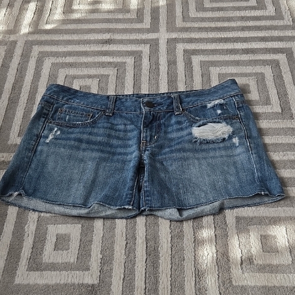 American Eagle Blue Jean Shorts Distressed Frayed - Picture 1 of 4